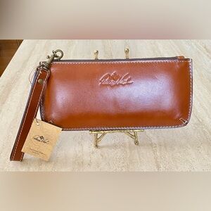 PATRICIA NASH NWT Wristlet | 10x5” | Luggage Brown/Tan | New with Tags